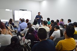https://www.vue.gov.co/images/default-source/programas-camara-de-comercio/76-modulos-emprendimiento.jpg?sfvrsn=ea8f3eef_3